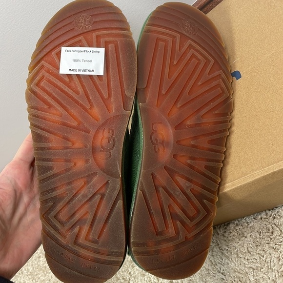 NWOT Men UGG SZ 10 Neumel Chukka Boots Tencel Natural Green Shearling Faux Fur - Picture 11 of 11